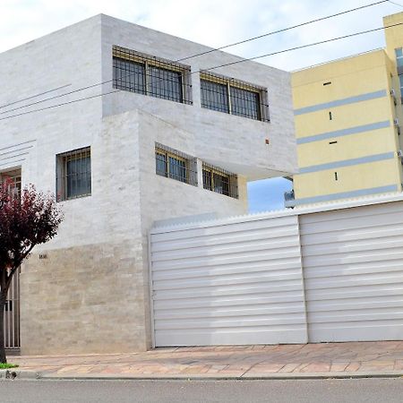 Via Lavalle Suites San Luis Esterno foto
