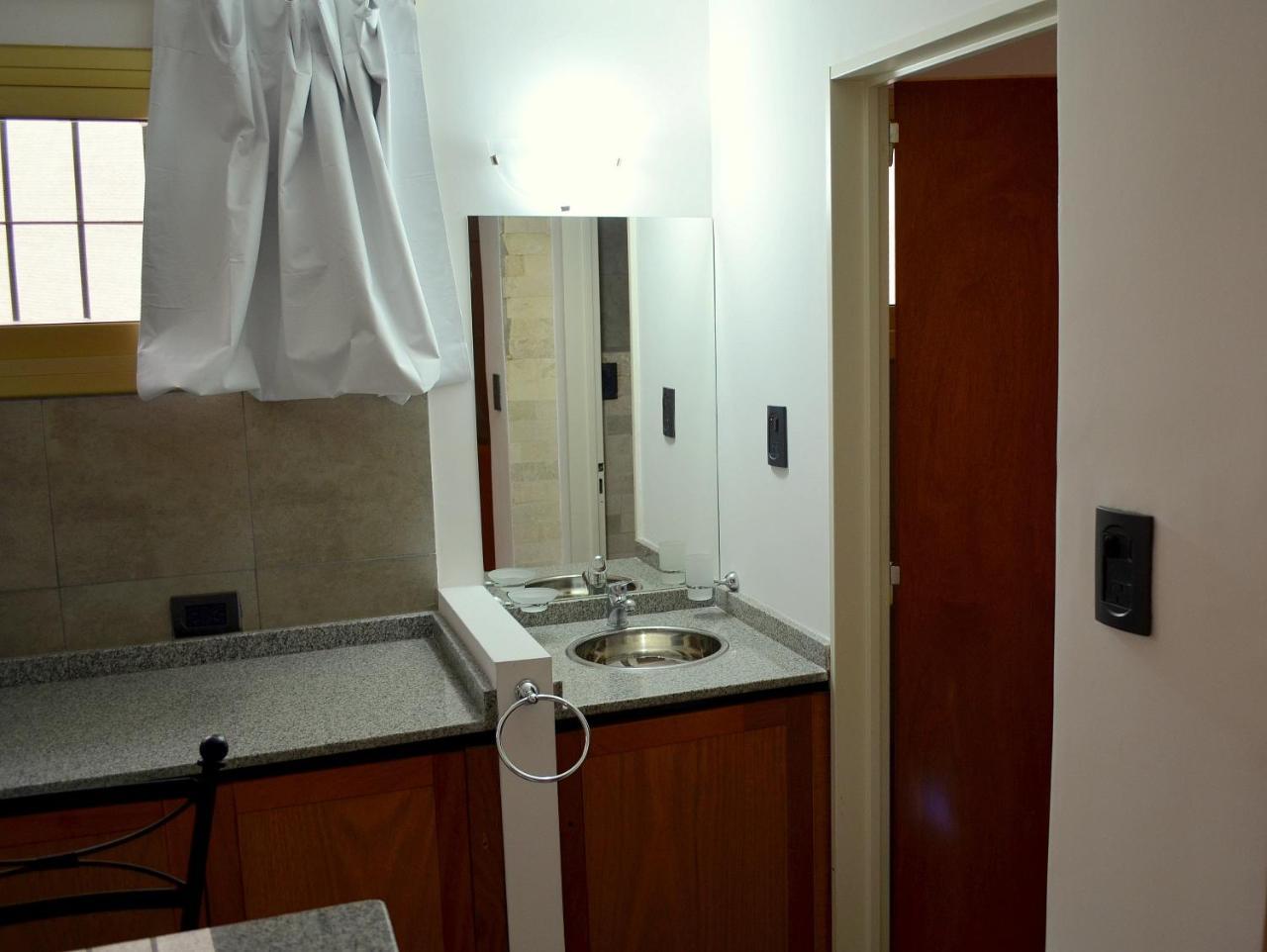 Via Lavalle Suites San Luis Esterno foto